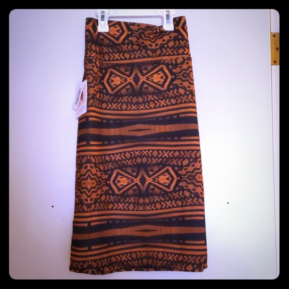 Lularoe Cassie skirt